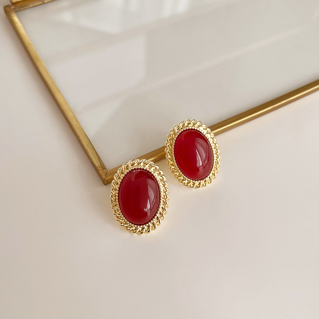 Vintage fashion earrings oval retro red-S925 silver needle