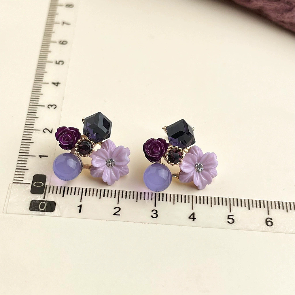 French retro purple oil drop earrings for women with super fairy temperament and sweet flower earrings with silver needles